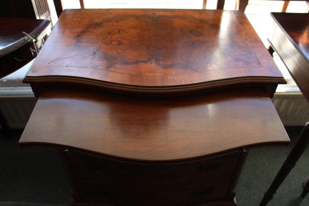 Georgian design small burr walnut serpentine chest of drawers View VII