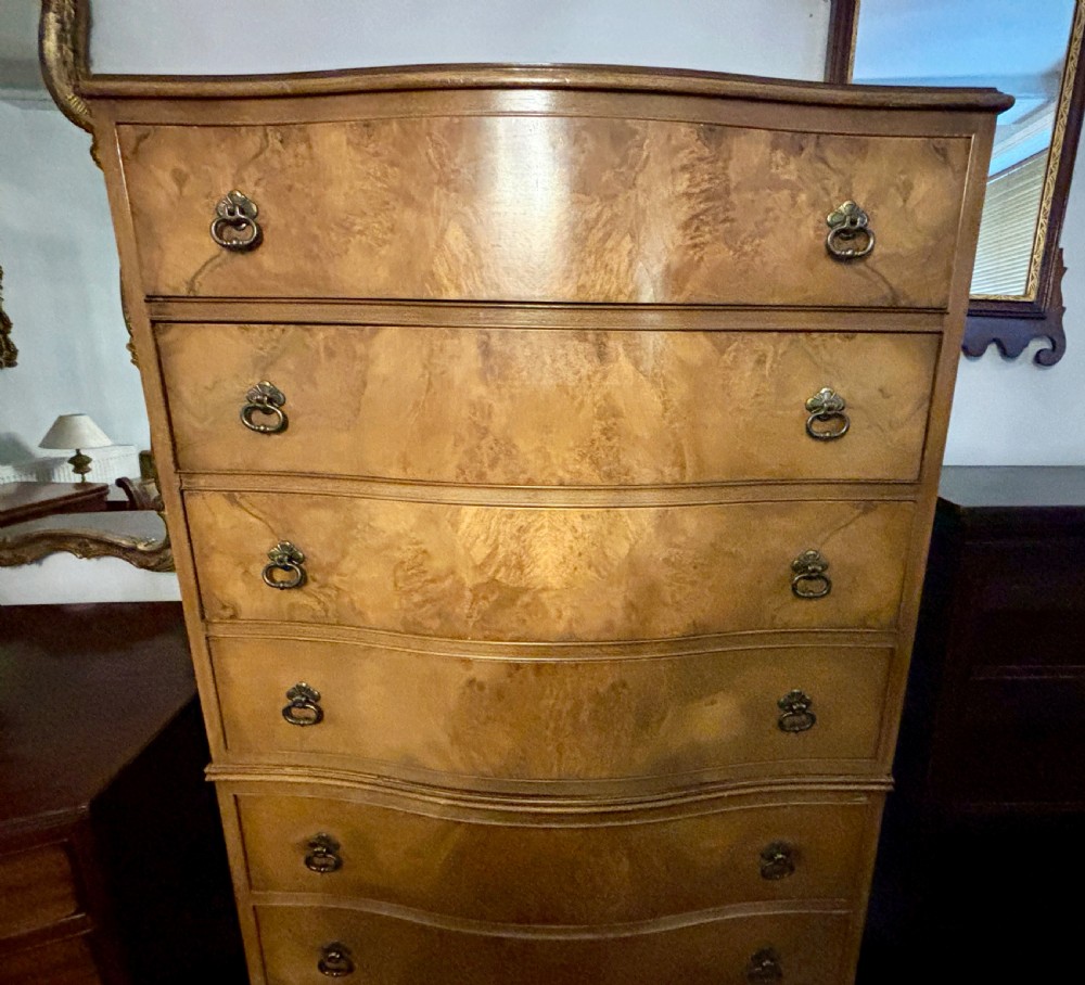 Early 20th century figured walnut Serpentine chest on chest  View V