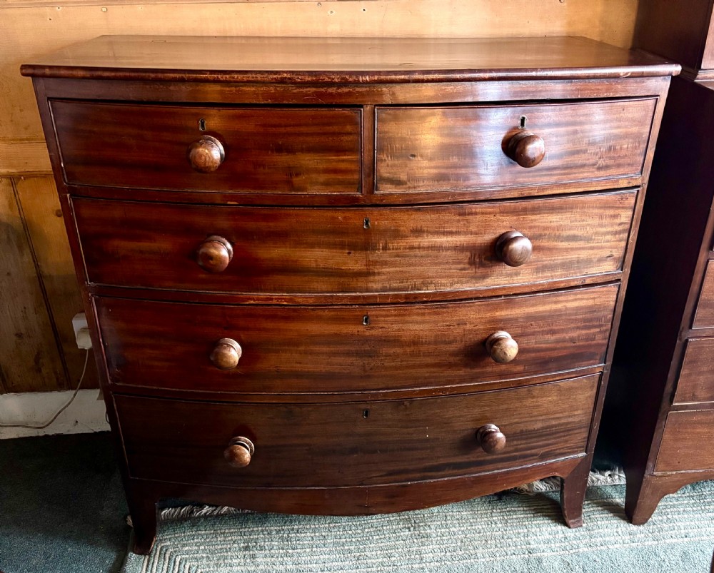 Early 19th century mahogany bow front chest of drawers  View IV