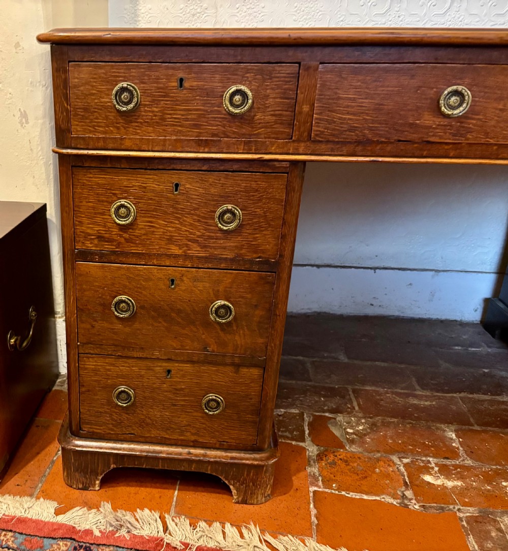 Victorian oak pedestal desk with leather gilt tooled top View IV