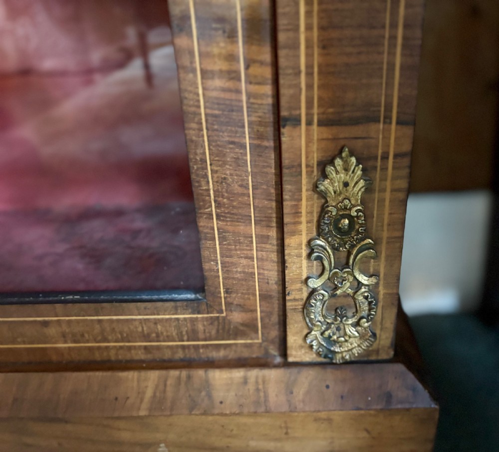 Victorian walnut glazed bookcase View VII