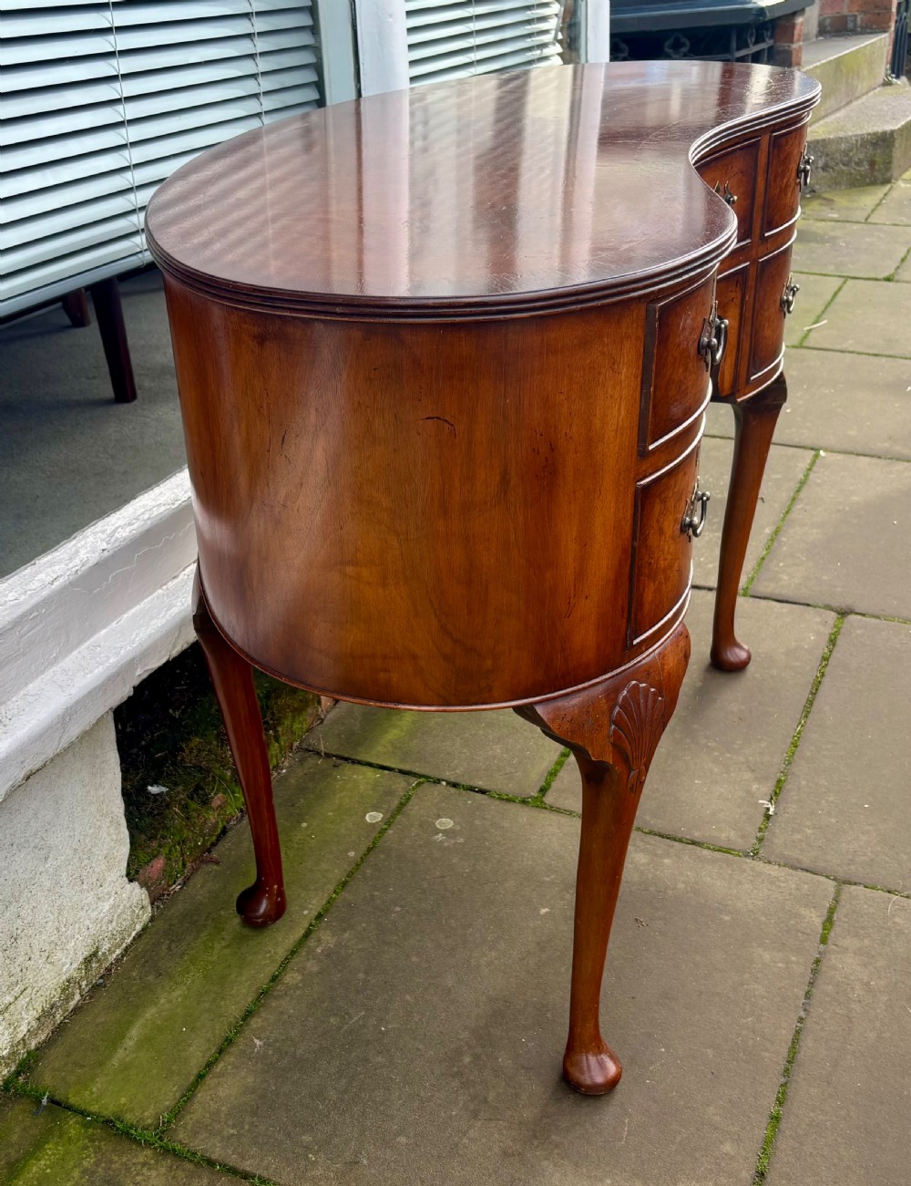 Burr walnut kidney shaped dressing table View III