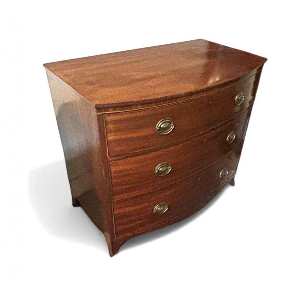 Regency mahogany small bow front chest of drawers