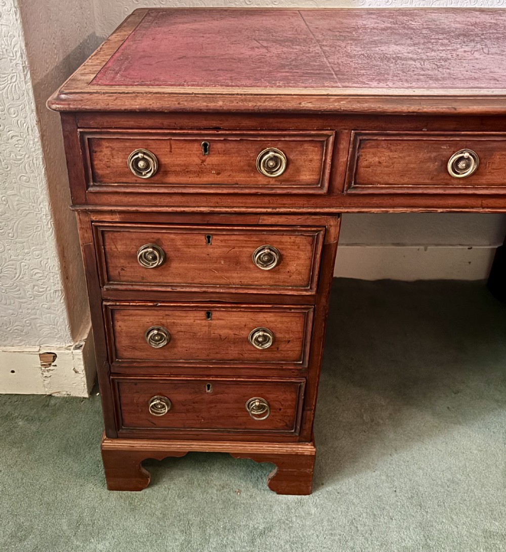 Victorian mahogany pedestal desk View VI