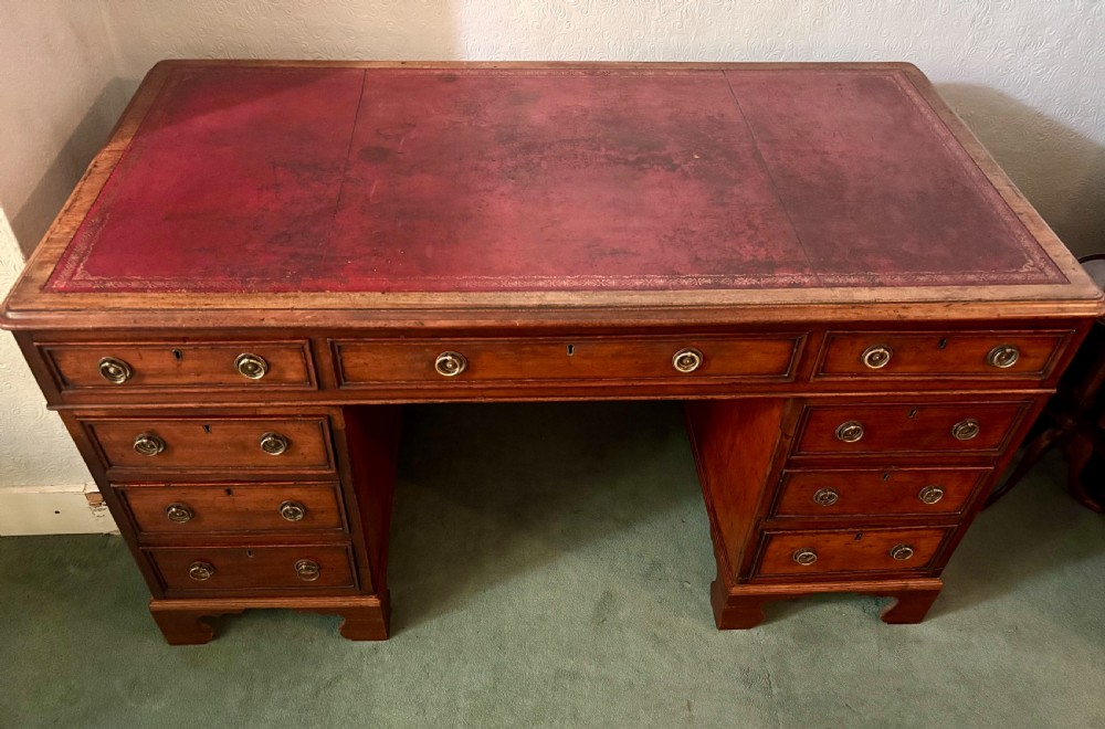 Victorian mahogany pedestal desk View VII