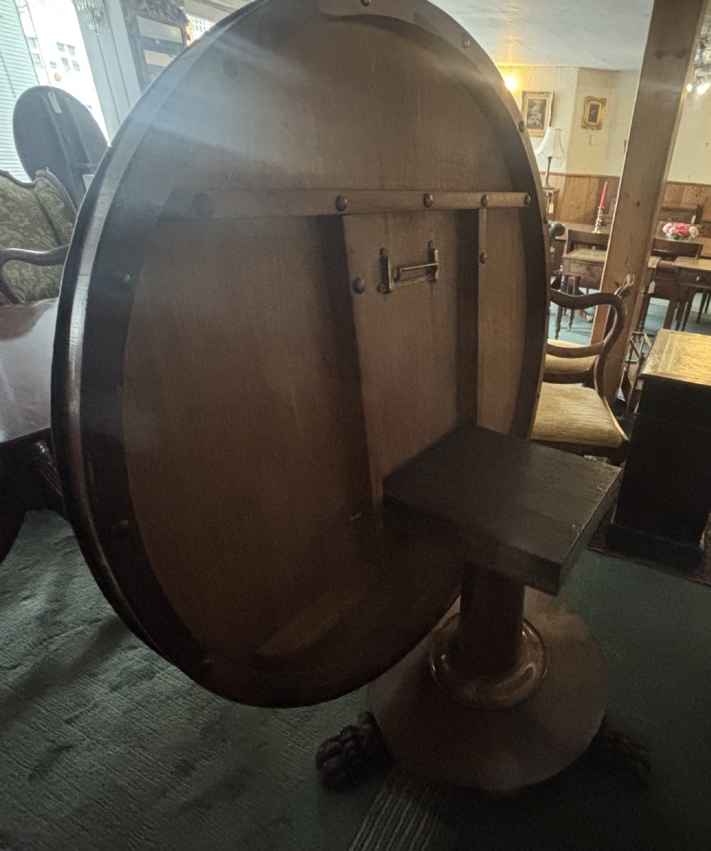 Fine Regency rosewood round dining table View VI