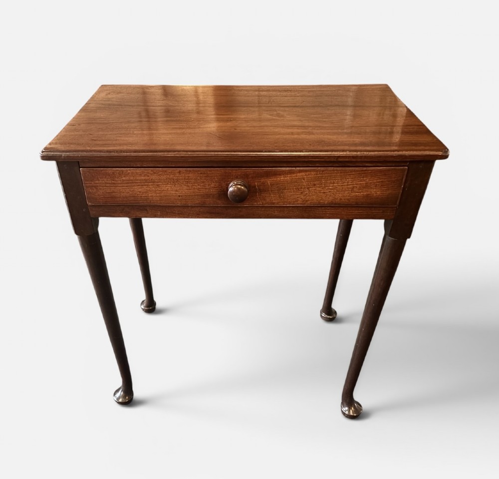 Small George 111 mahogany side table
