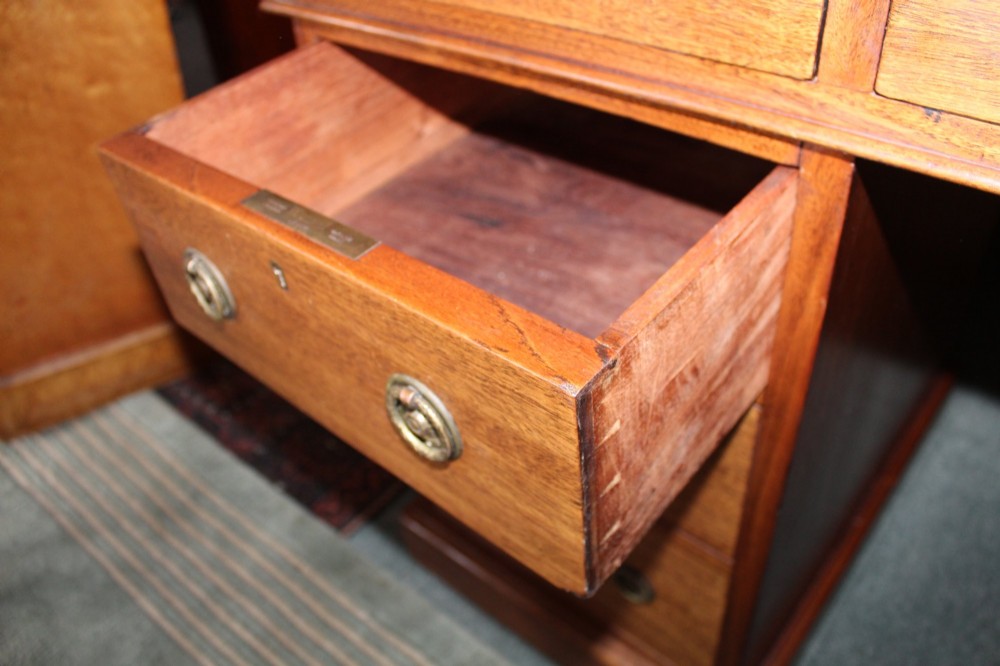 Victorian mahogany pedestal desk with leather top View III