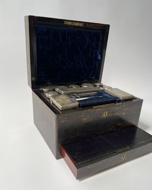 Coromandel Dressing Case