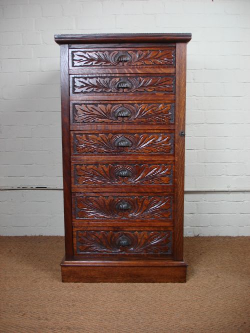 Victorian Oak Wellington Chest