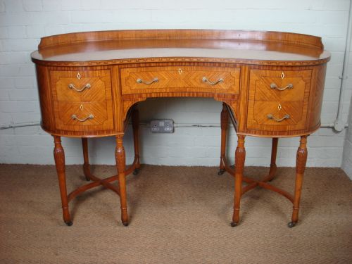 Satinwood Kidney Shaped Dressing Table