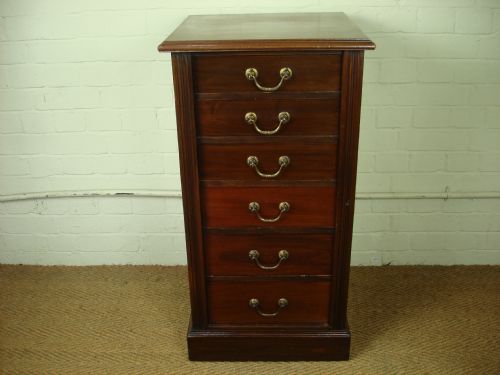 Victorian Mahogany Wellington Chest