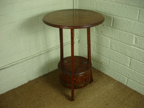 Round Oak Occasional Table