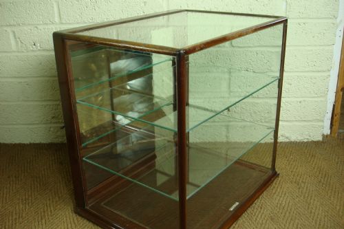 Small Shop Display Cabinet