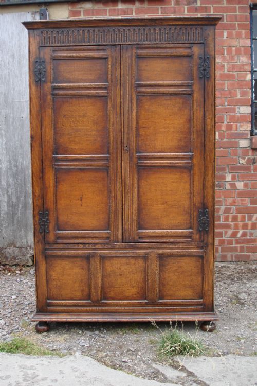 Oak Double Wardrobe