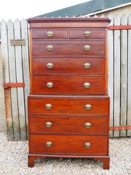 Georgian Mahogany Chest on Chest
