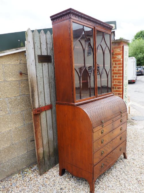 fig 1. Georgian mahogany secretaire bookcase