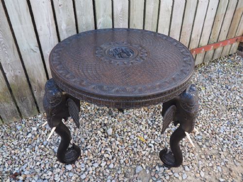 Indian Elephant Table