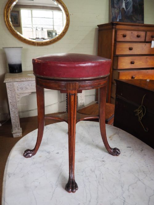 fig 1. Early nineteenth century piano stool