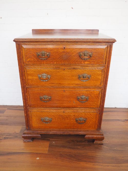 Edwardian Oak Chest of Drawers