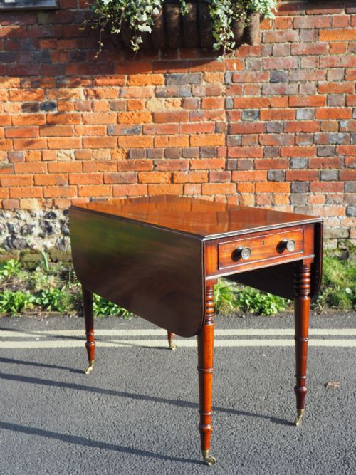 Georgian Mahogany Pembroke Table
