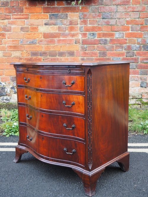 Mahogany Serpentine Chest