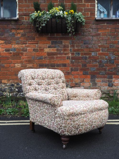 Deep Seated Armchair
