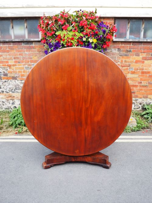 Victorian Mahogany Pedestal Table
