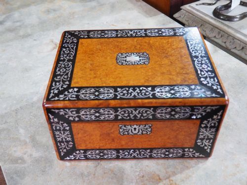 Early Victorian Dressing Case
