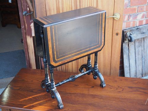 Small Aesthetic Sutherland Table