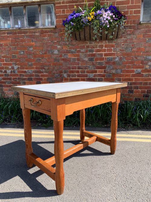 Pitch Pine Preparation Table