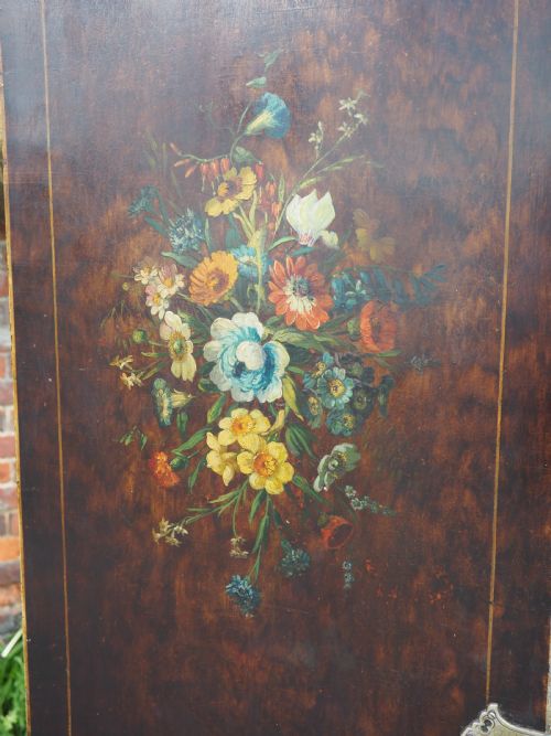 DECORATIVE PAINTED CABINET ON STAND - ADDITIONAL PHOTO 4