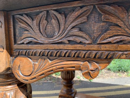 LARGE OAK REFECTORY TABLE - ADDITIONAL PHOTO 10