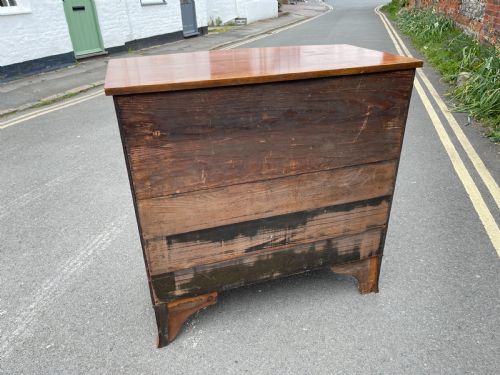 NINETEENTH CENTURY BOWFRONTED MAPLE CHEST - ADDITIONAL PHOTO 9