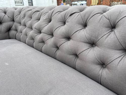 VICTORIAN CHESTERFIELD - ADDITIONAL PHOTO 4