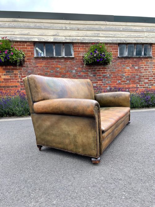 ENGLISH LEATHER SOFA - ADDITIONAL PHOTO 3