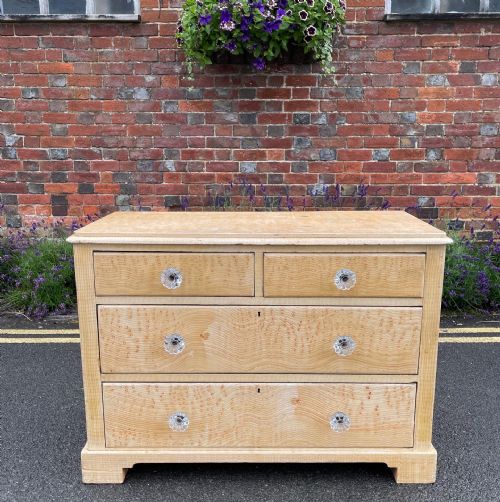 victorian simulated birdseye maple chest - CATEGORY: ANTIQUE CHEST OF DRAWERS - DATED 1880