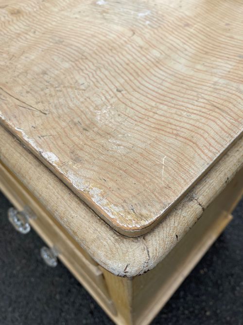 VICTORIAN SIMULATED BIRDSEYE MAPLE CHEST - ADDITIONAL PHOTO 6