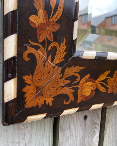 NINETEENTH CENTURY INLAID ITALIAN MIRROR - ADDITIONAL PHOTO 1