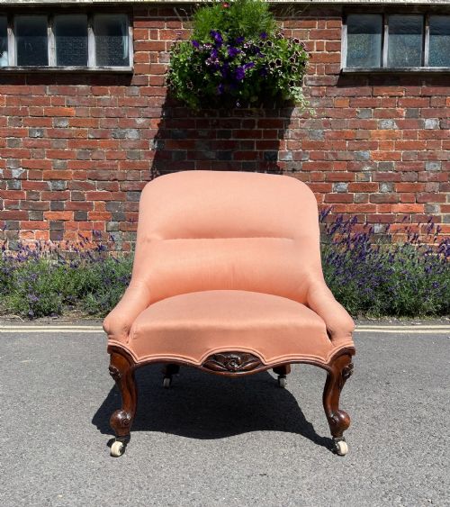 small nineteenth century walnut chair - CATEGORY: ANTIQUE CHAIRS - DATED 1850