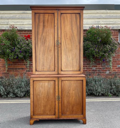 georgian mahogany cupboard - CATEGORY: ANTIQUE CUPBOARDS - DATED GEORGIAN