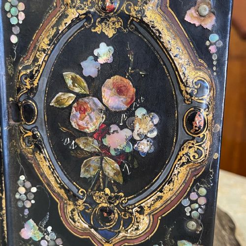 VICTORIAN PAPIERMACHE JEWELLERY CABINET - ADDITIONAL PHOTO 1
