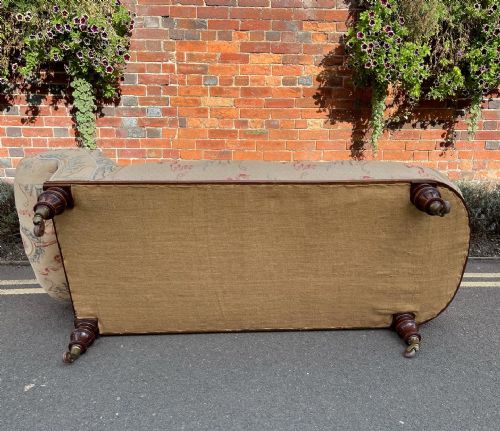 VICTORIAN WALNUT DAYBED - ADDITIONAL PHOTO 2
