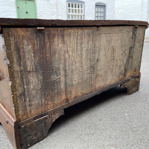 EIGHTEENTH CENTURY CONTINENTAL CHESTNUT CHEST - ADDITIONAL PHOTO 6