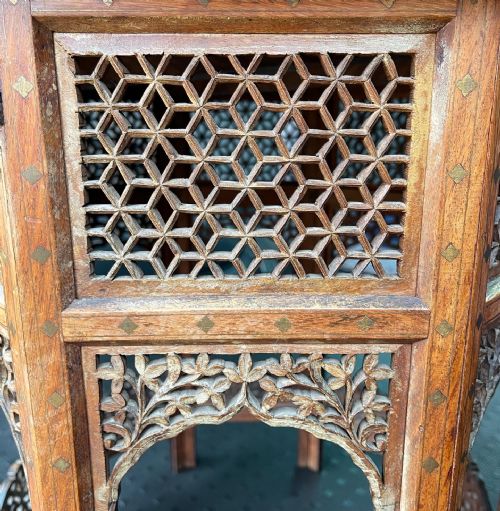 FINE BRASS INLAID HOSHIARPUR TABLE - ADDITIONAL PHOTO 3