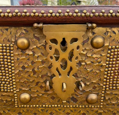 ZANZIBAR CHEST - ADDITIONAL PHOTO 3