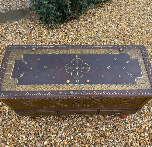 ZANZIBAR CHEST - ADDITIONAL PHOTO 4