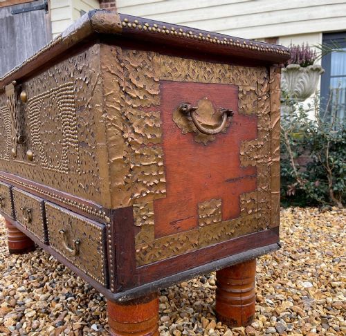 ZANZIBAR CHEST - ADDITIONAL PHOTO 6