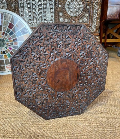 INCISED WALNUT TABLE - ADDITIONAL PHOTO 6