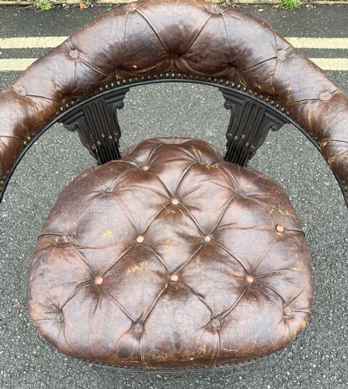 NINETEENTH CENTURY LEATHER DESK CHAIR - ADDITIONAL PHOTO 4